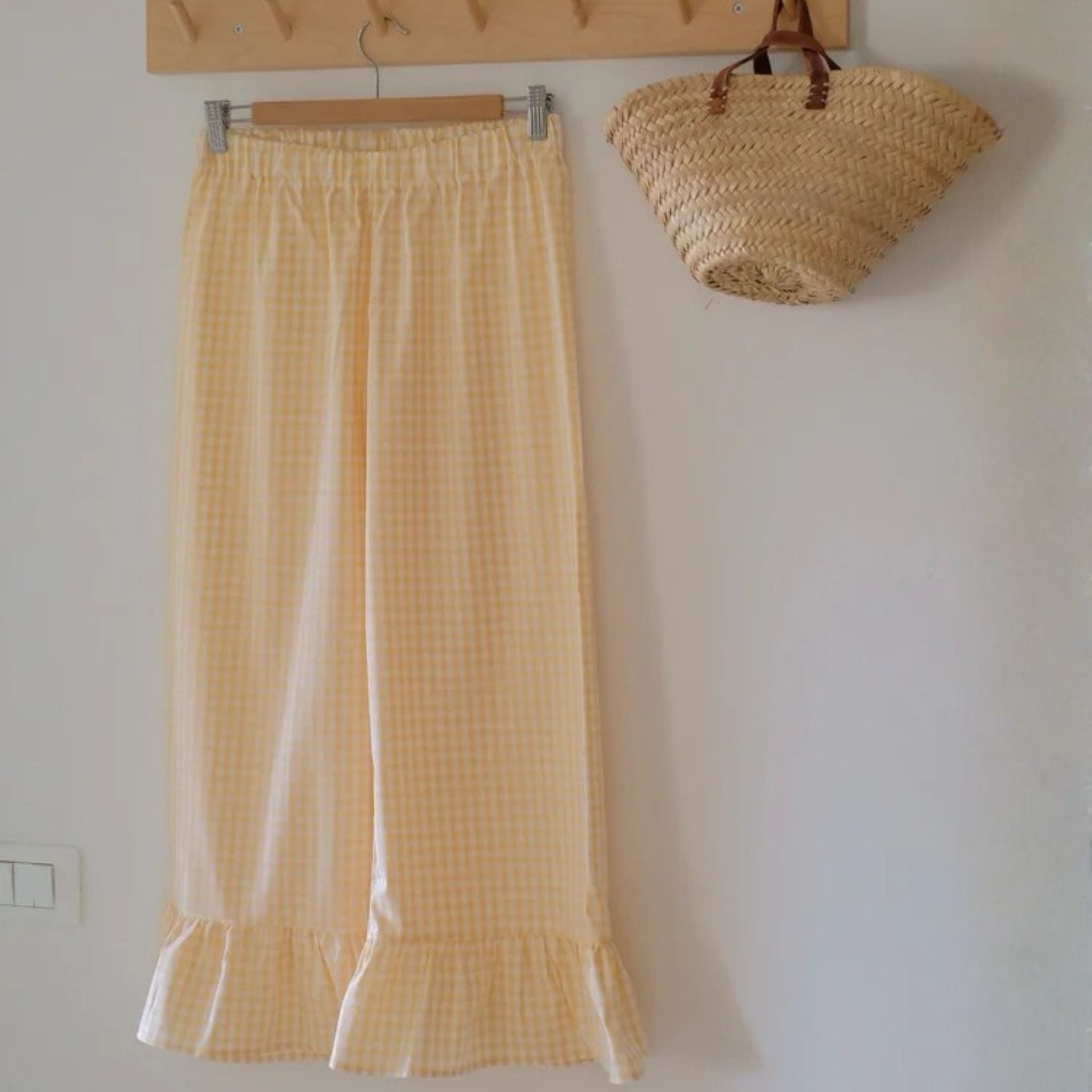 Pantaloni Ampi con balza (+ colori)